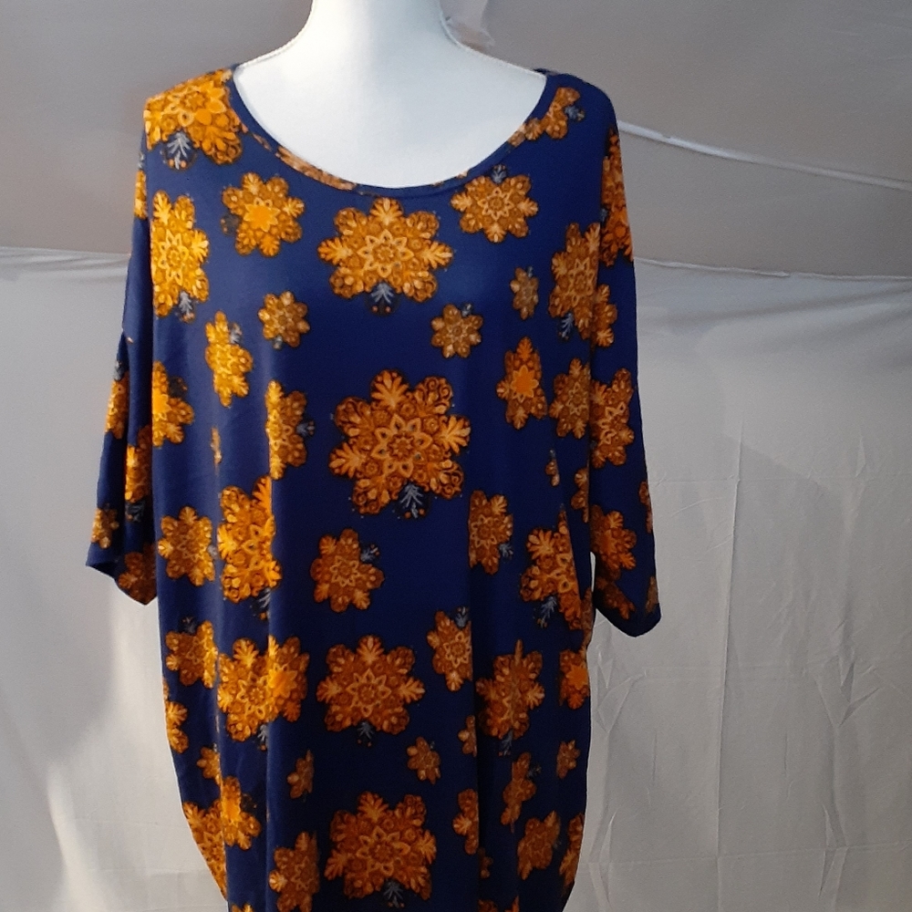 Lularoe Irma Top